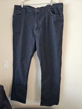 Wrangler Men's Dark Straight-Leg Jeans